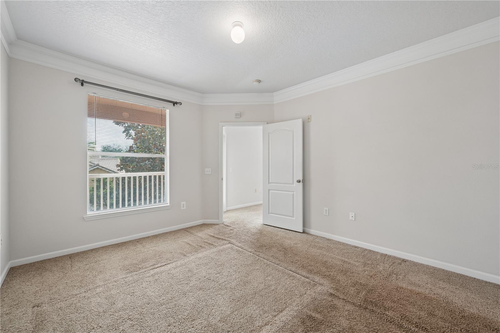 8813 Villa View Cir #308 Property Photo 16