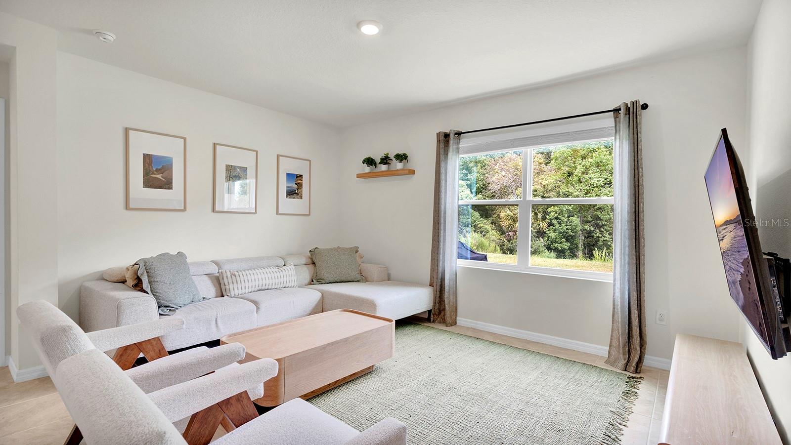 3629 Botanical Way Property Photo 2