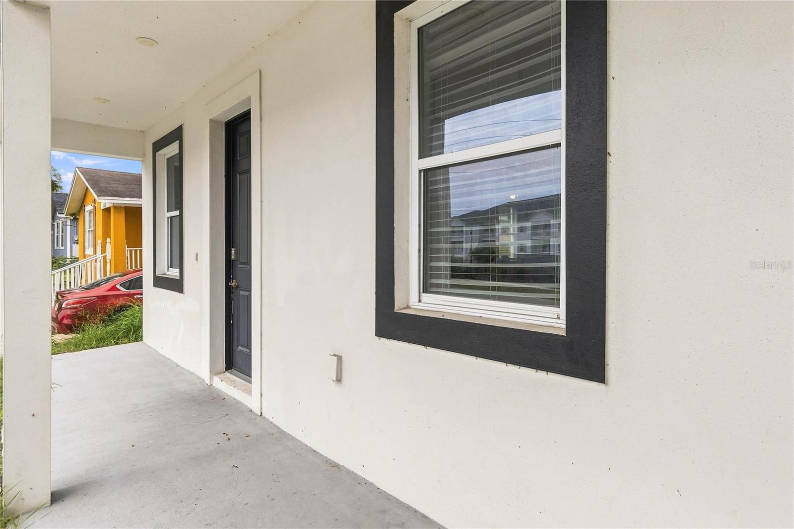 426 S Hudson St Property Photo 4