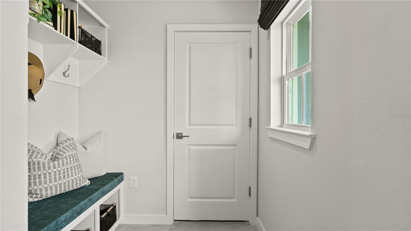 432 Liberty Bnd Property Photo 2