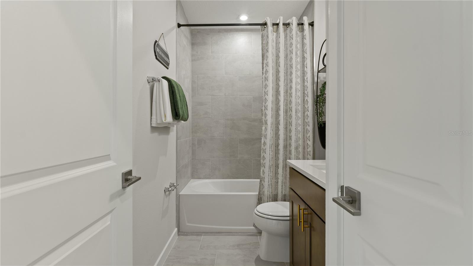 432 Liberty Bnd Property Photo 24
