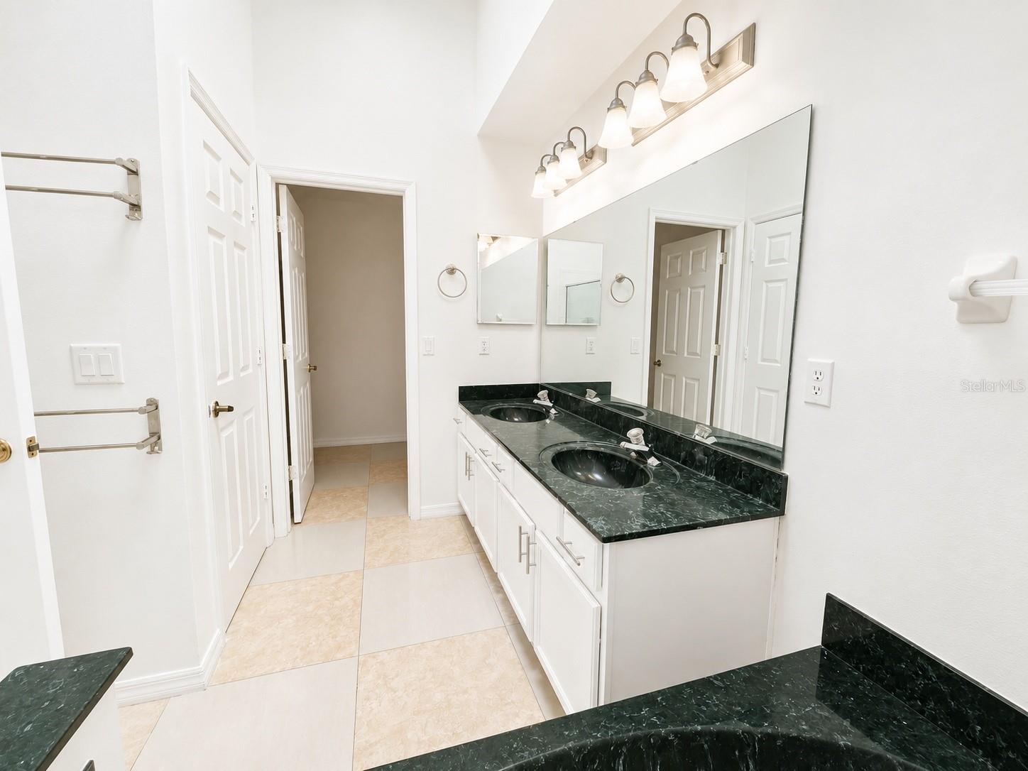 12786 Maribou Cir Property Photo 16
