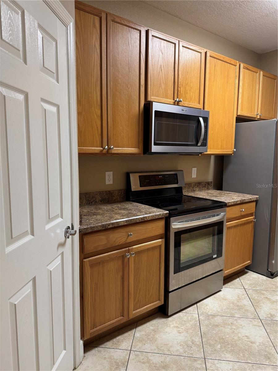 6335 Contessa Dr #107 Property Photo 5