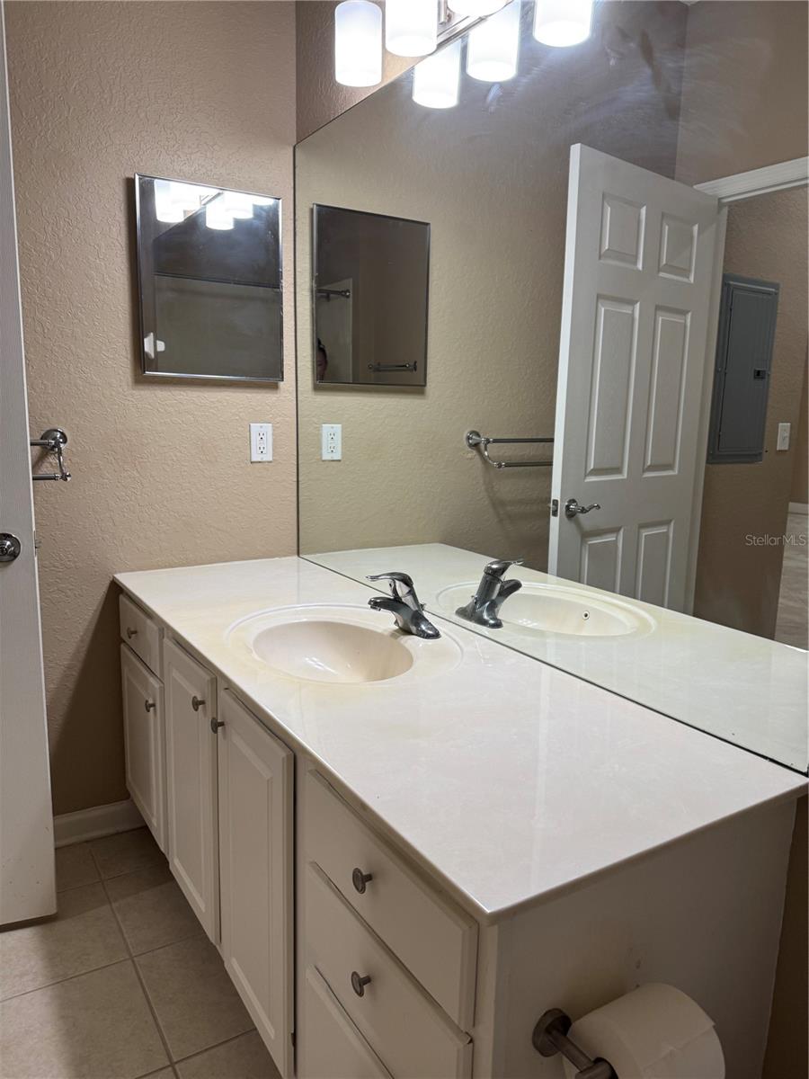 6335 Contessa Dr #107 Property Photo 15