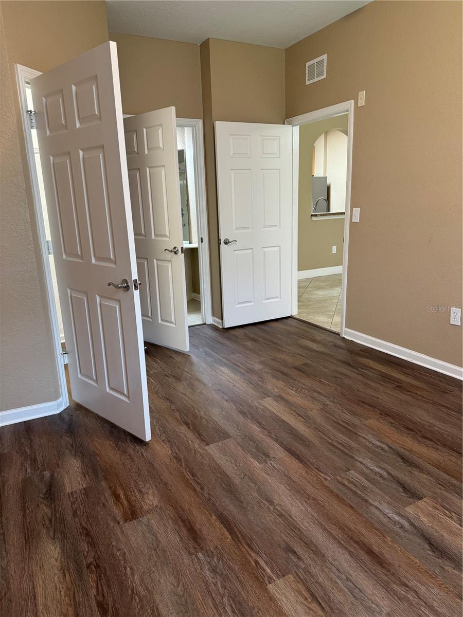 6335 Contessa Dr #107 Property Photo 26