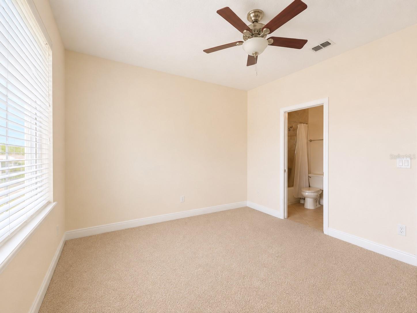 1409 Michigan Ave Property Photo 13