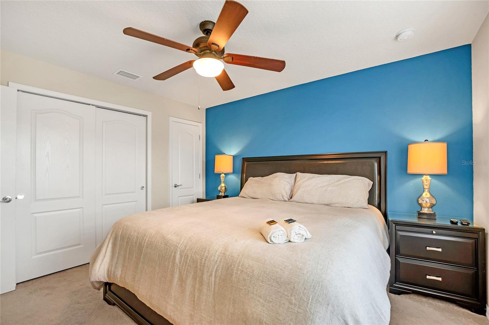 O6430075 Property Photo 29