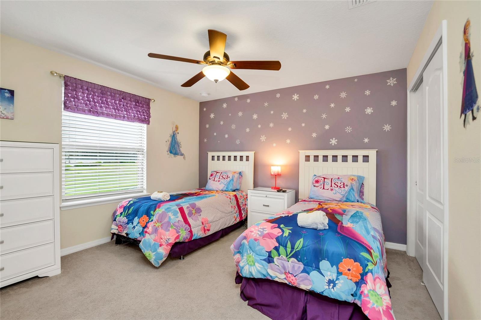 O6430075 Property Photo 33