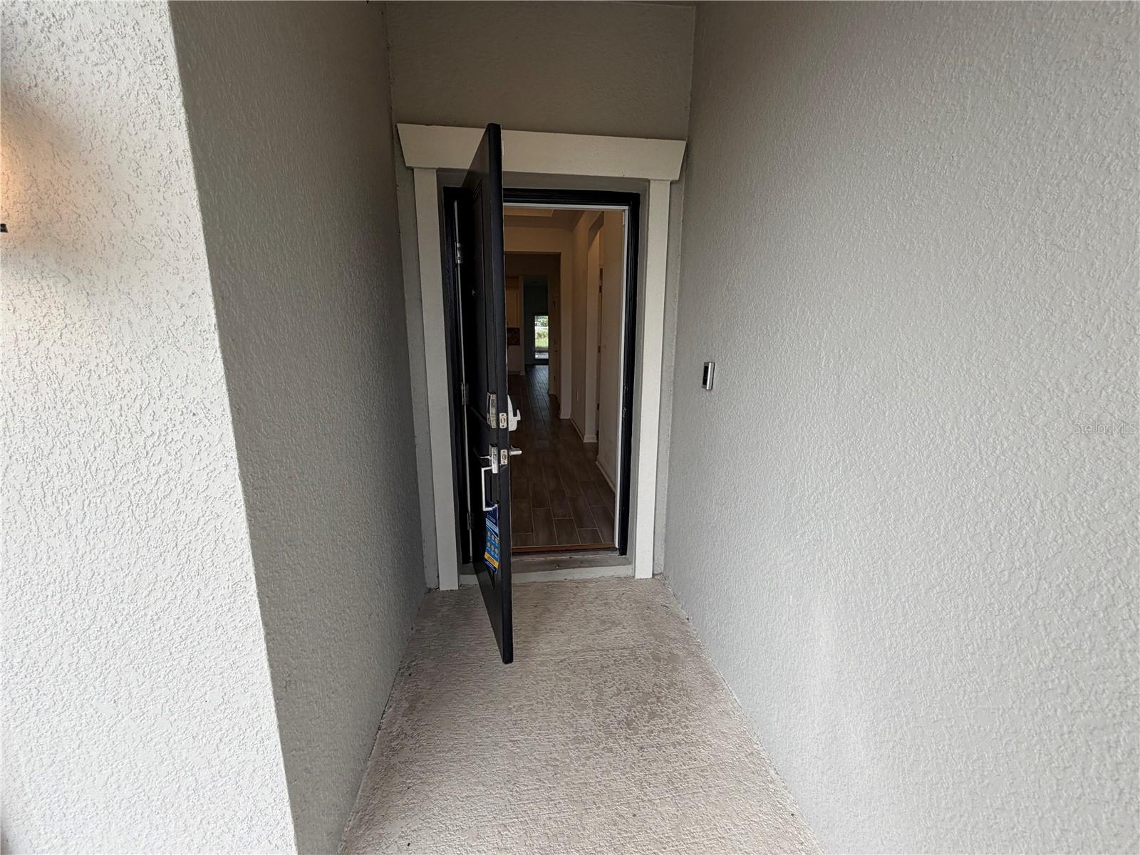 6464 Needle Way Property Photo 3