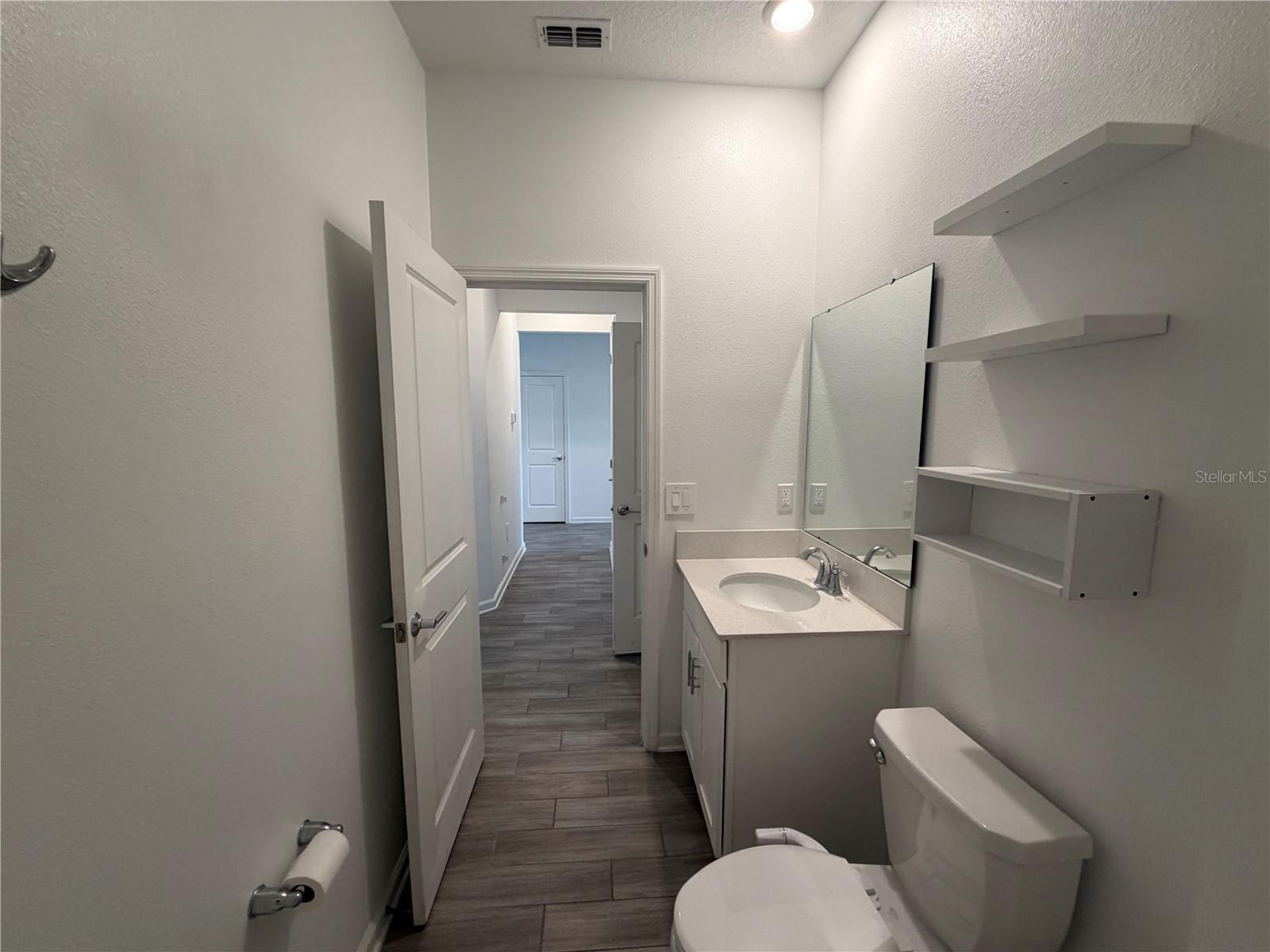 6464 Needle Way Property Photo 14