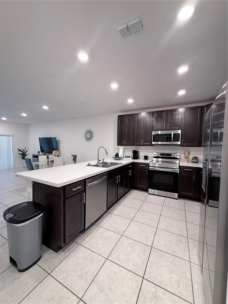 4875 Coral Castle Dr Property Photo 5