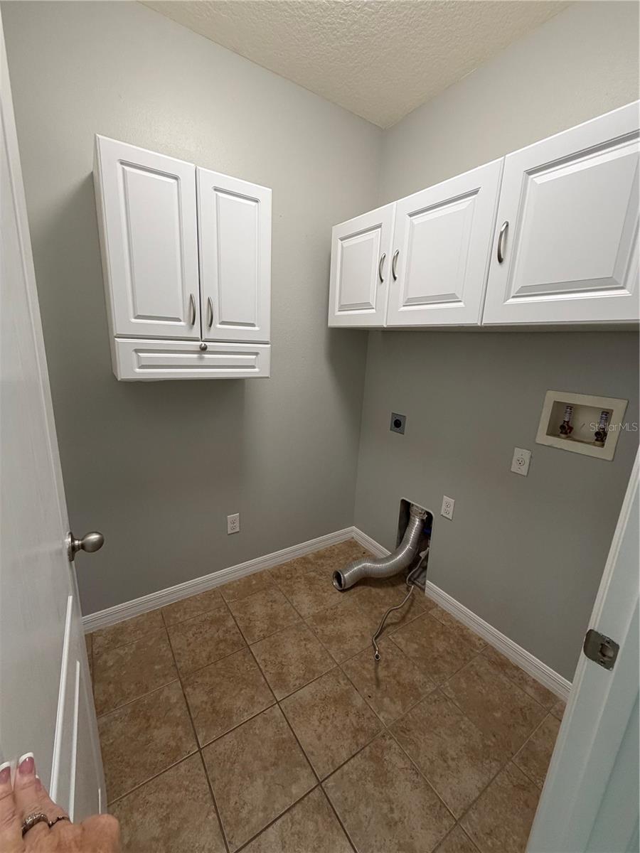 115 Gladesdown Ct Property Photo 25