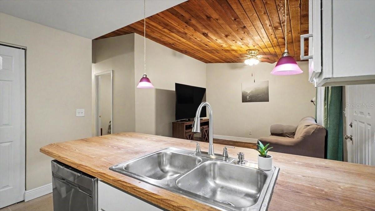 1679 Spring Garden Ct Property Photo 15