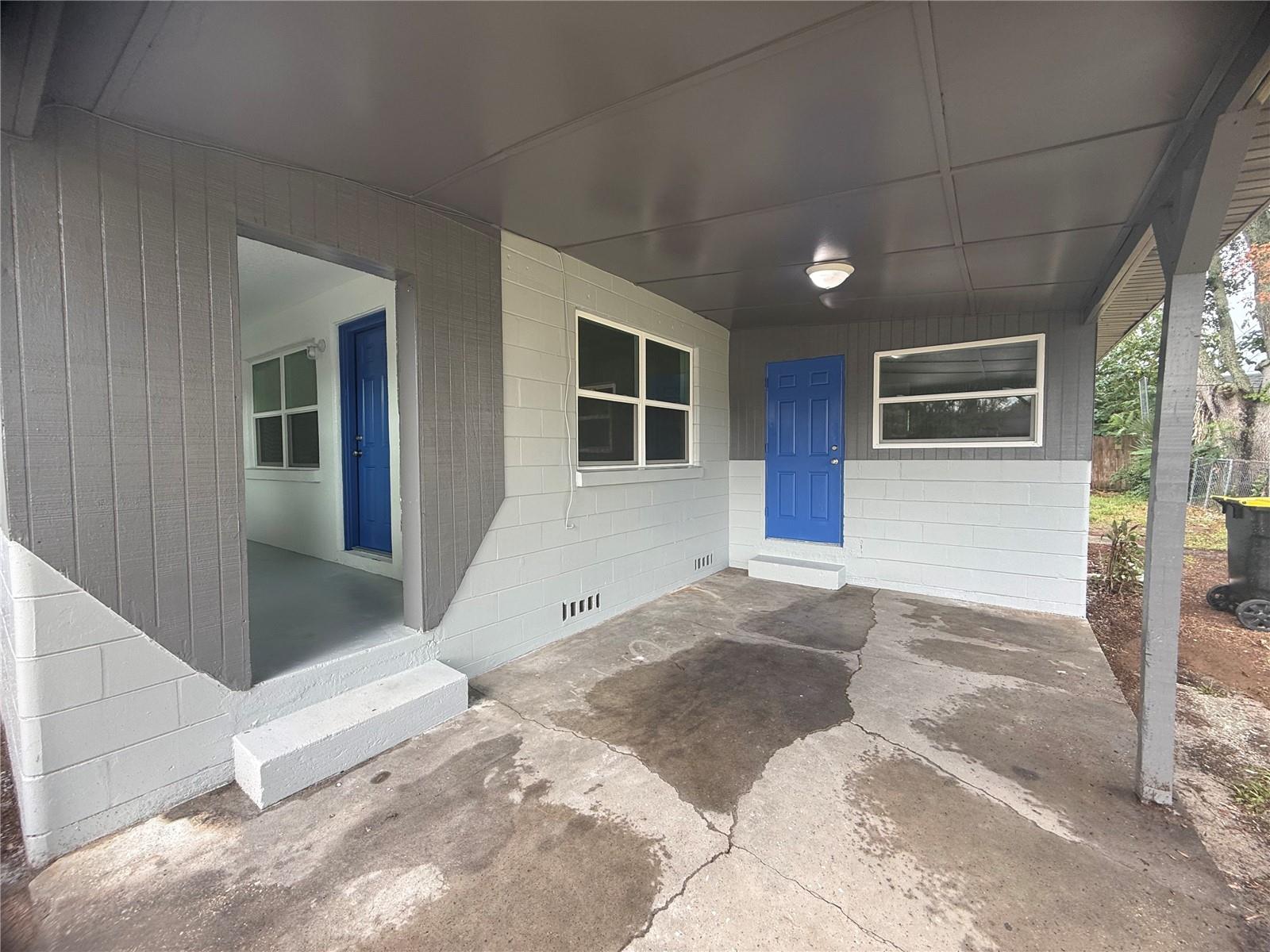 309 1st St Property Photo 5