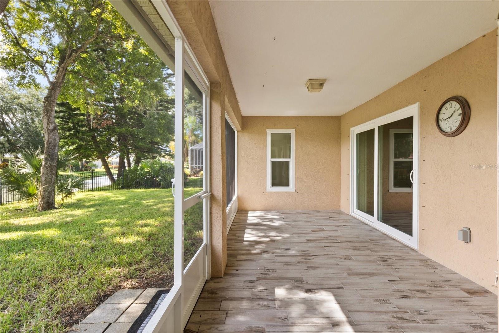 410 Central Mariners Dr Property Photo 5