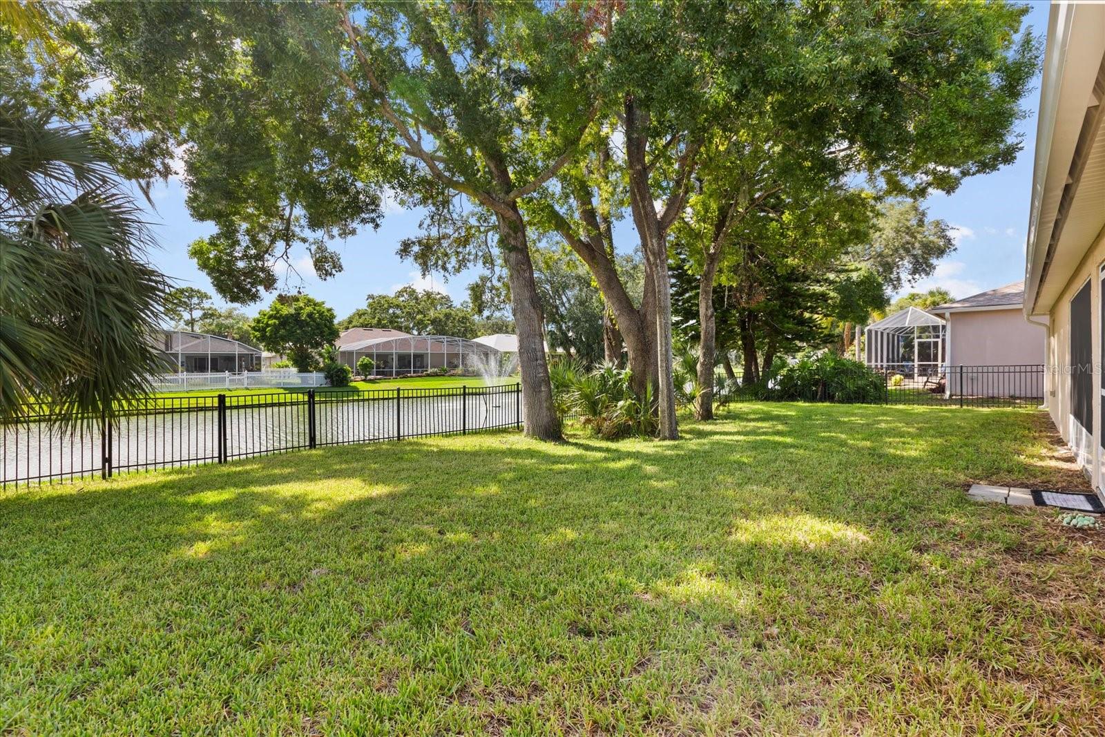 410 Central Mariners Dr Property Photo 6