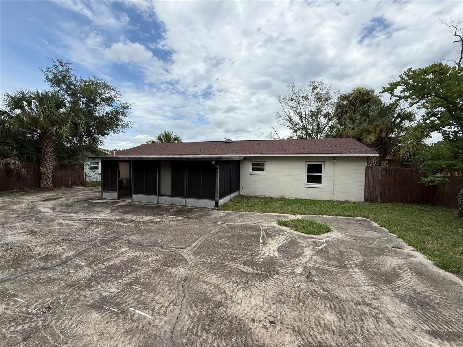202 Yale Dr Property Photo 24