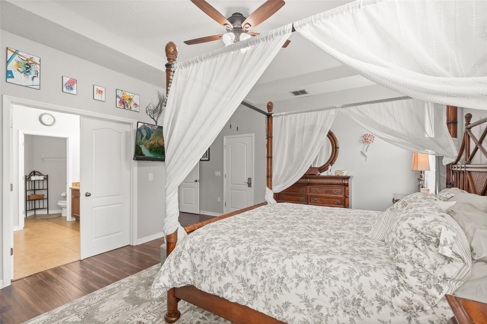 648 Cortona Dr Property Photo 20