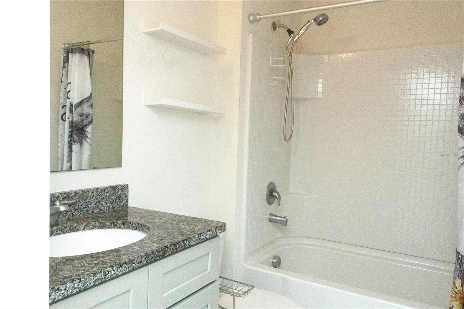 3940 Silverstream Ter Property Photo 3