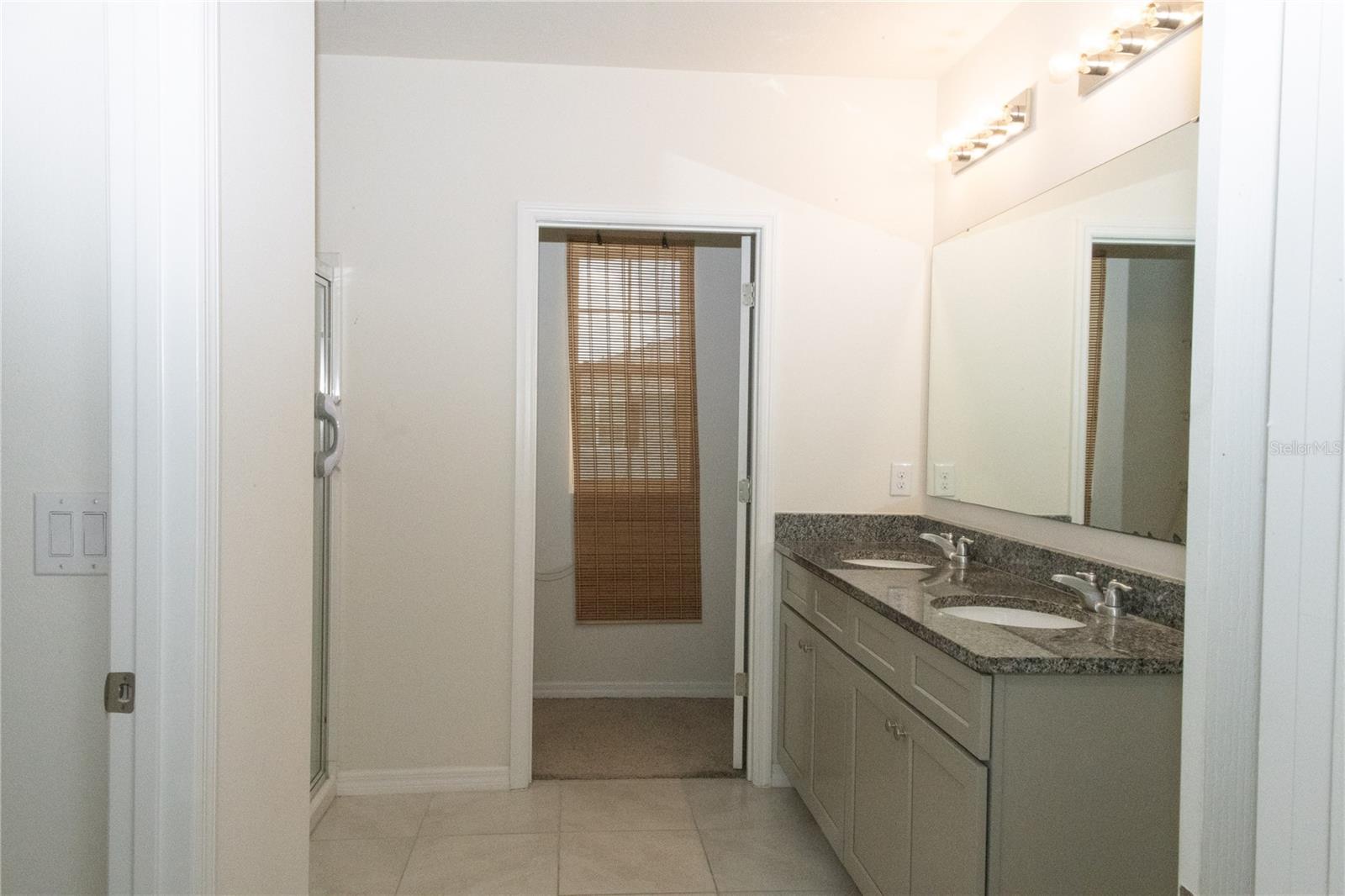 3940 Silverstream Ter Property Photo 32