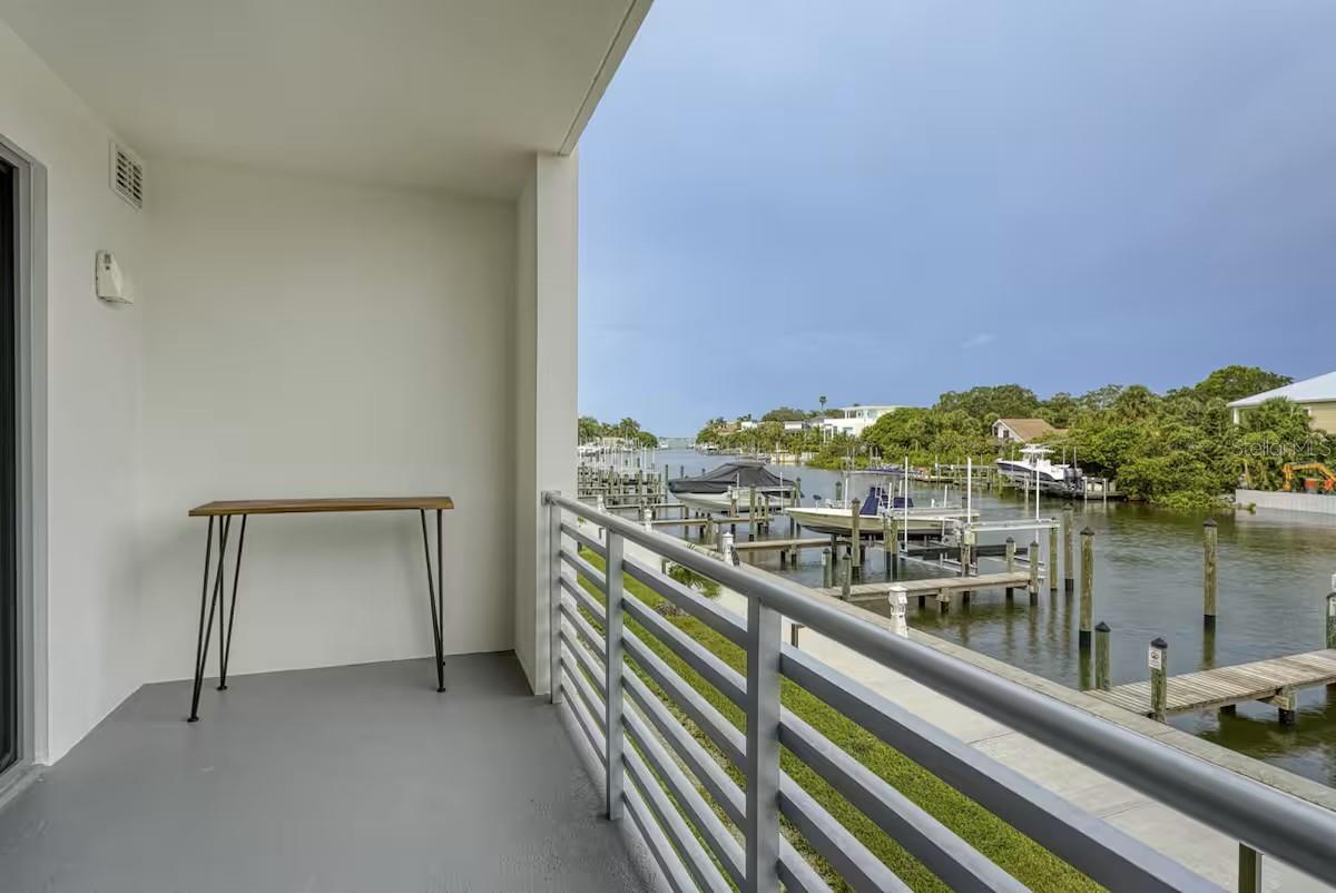 1709 N Tamiami Trl #220 Property Photo 12