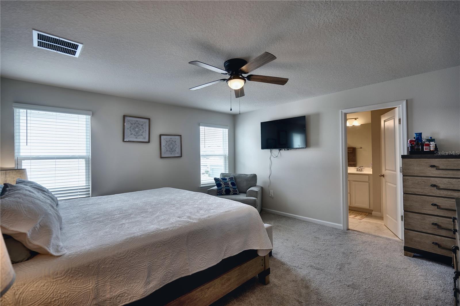 3922 Great Smokey Way Property Photo 15