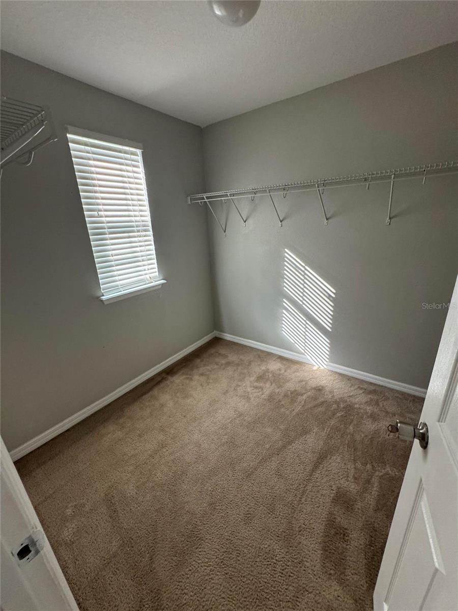 11938 Silverlake Park Dr Property Photo 16