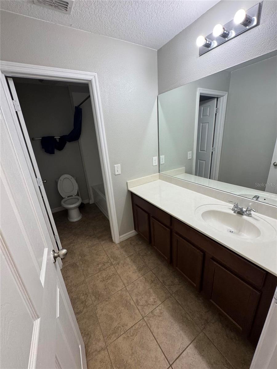 11938 Silverlake Park Dr Property Photo 25