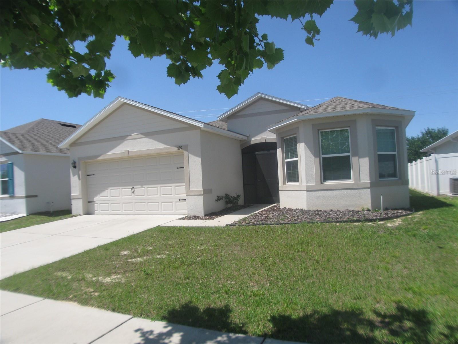 599 Autumn Stream Dr Property Photo 2