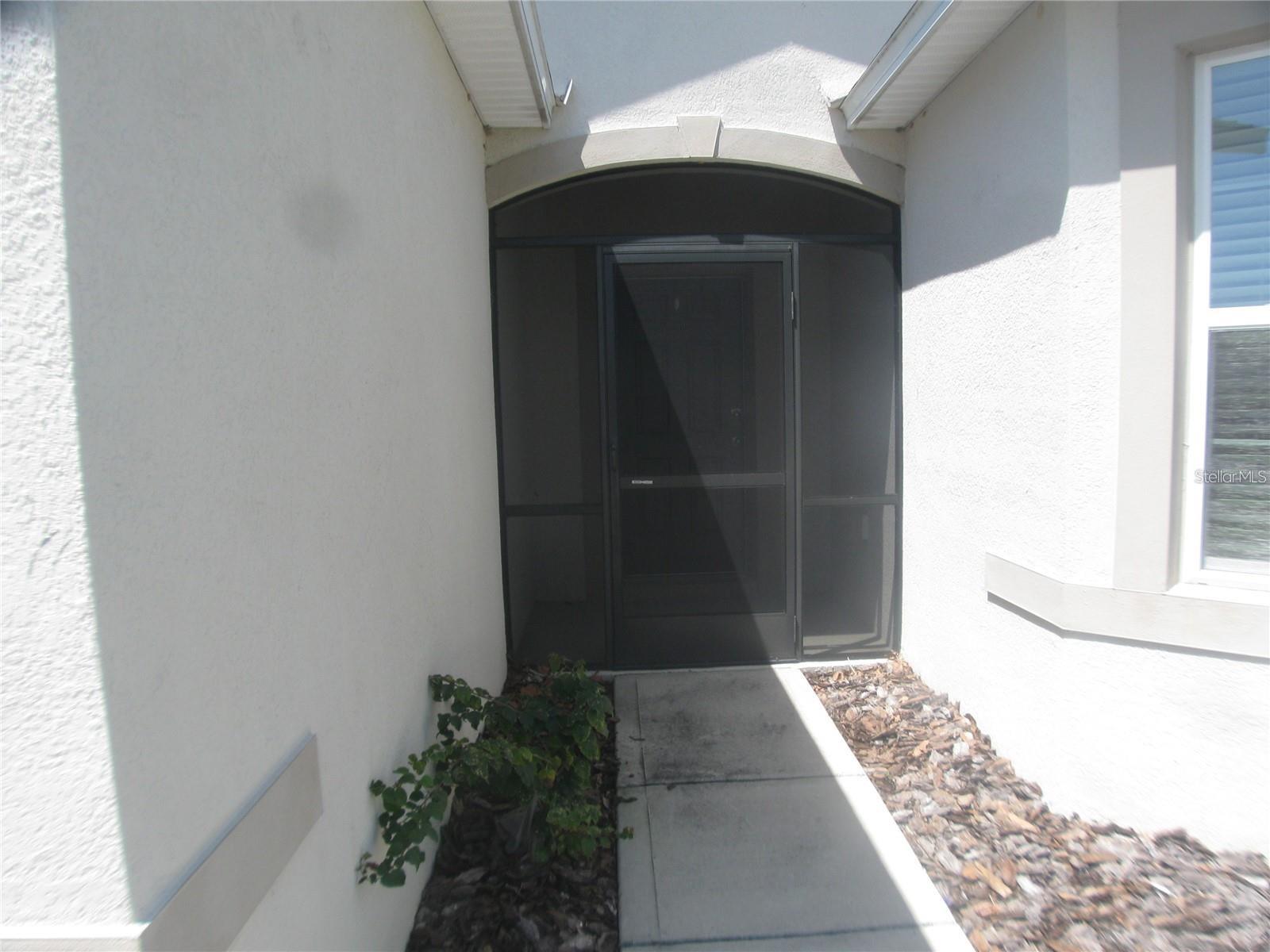 599 Autumn Stream Dr Property Photo 3