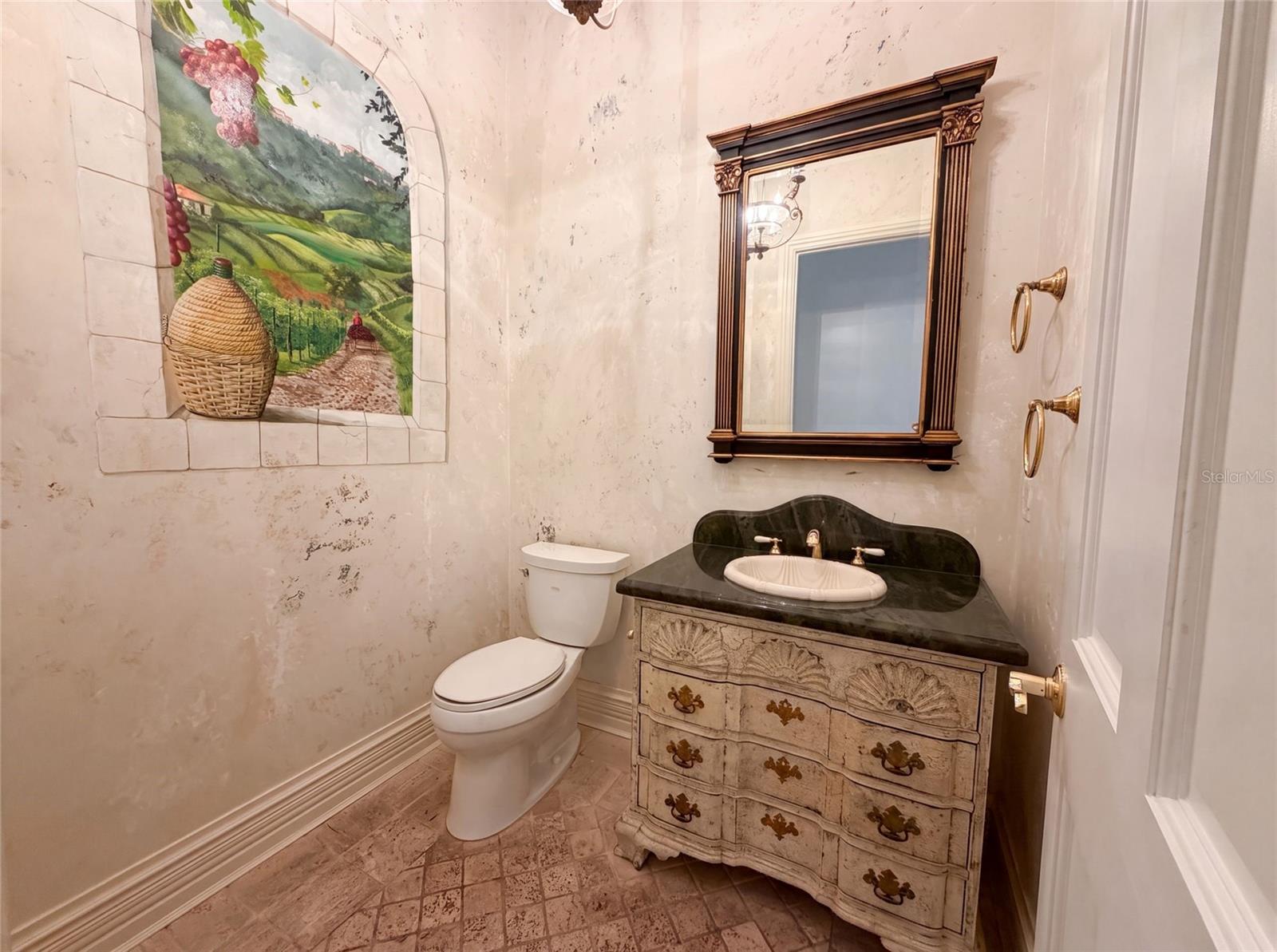 4407 W Dale Ave Property Photo 31