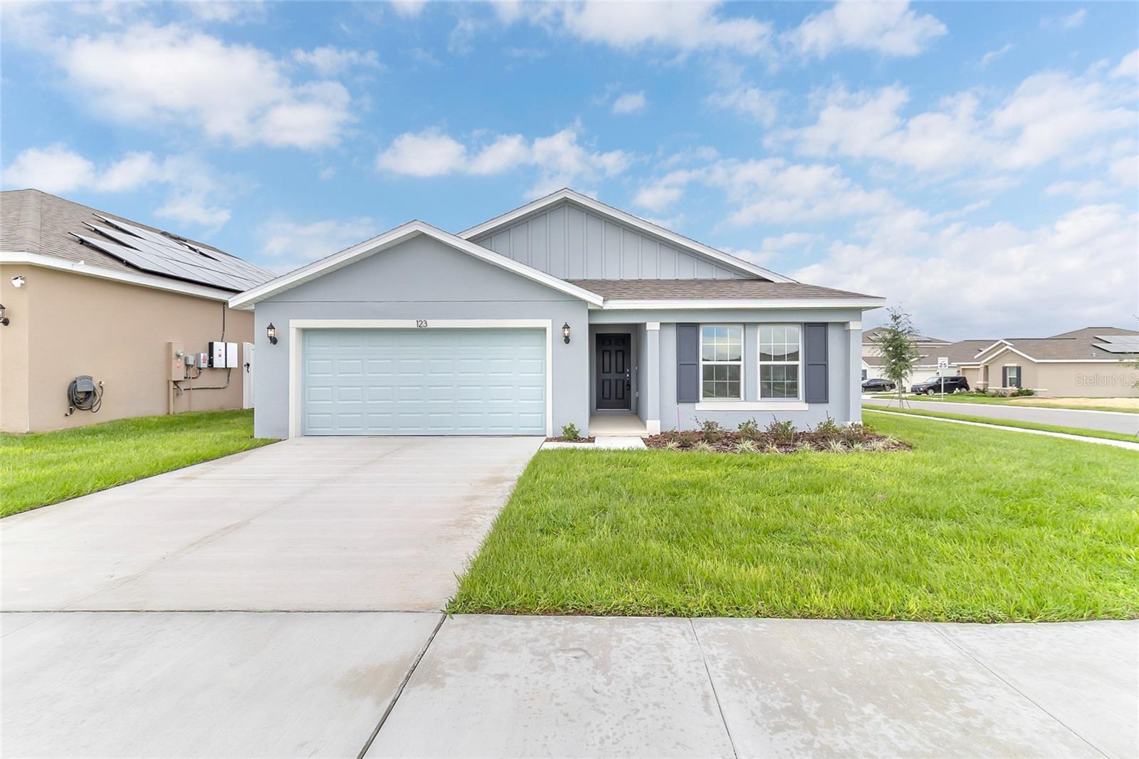 123 Bottle Brush Dr Property Photo 1