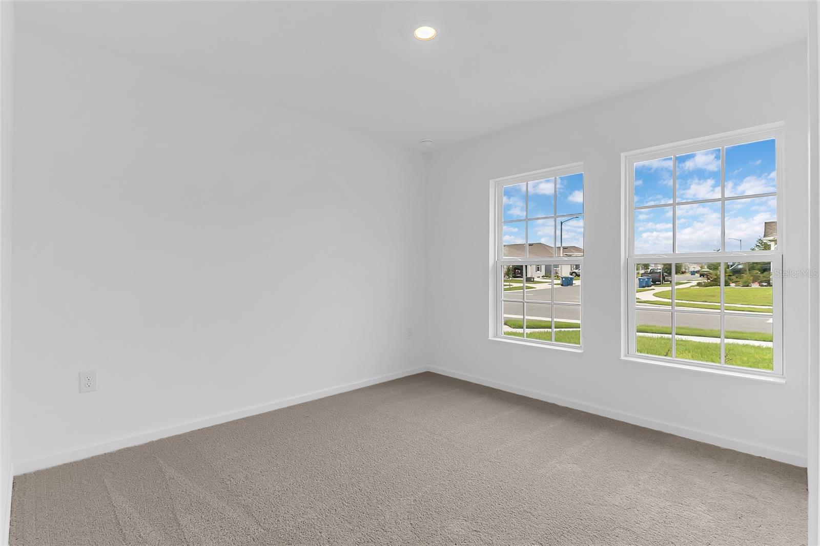 123 Bottle Brush Dr Property Photo 8