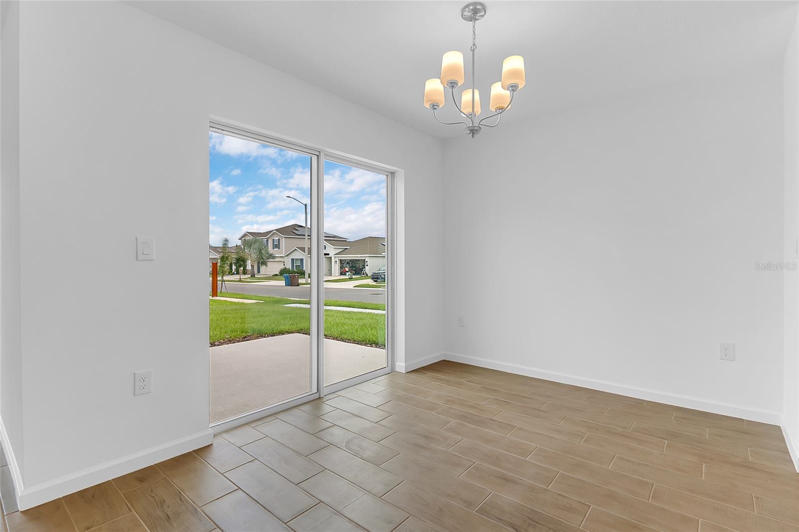 123 Bottle Brush Dr Property Photo 18