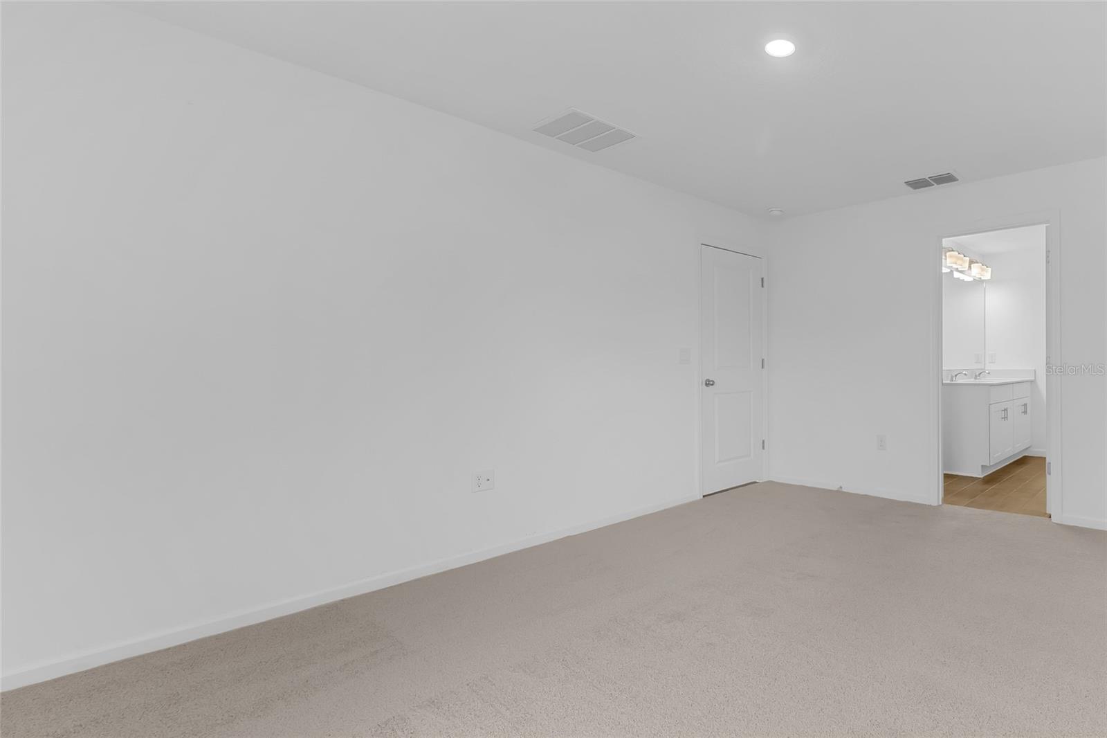 123 Bottle Brush Dr Property Photo 24