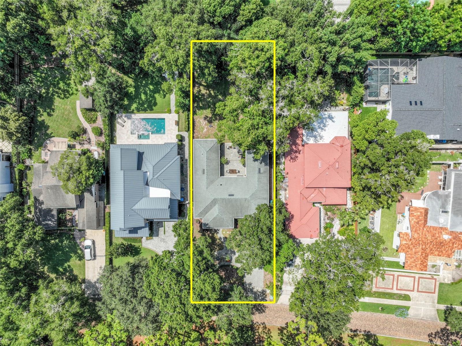 150 E Reading Way Property Photo 3