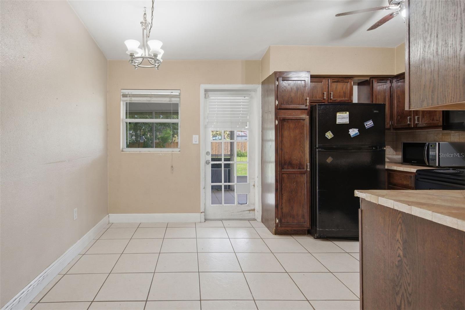 452 Oakhurst St Property Photo 14