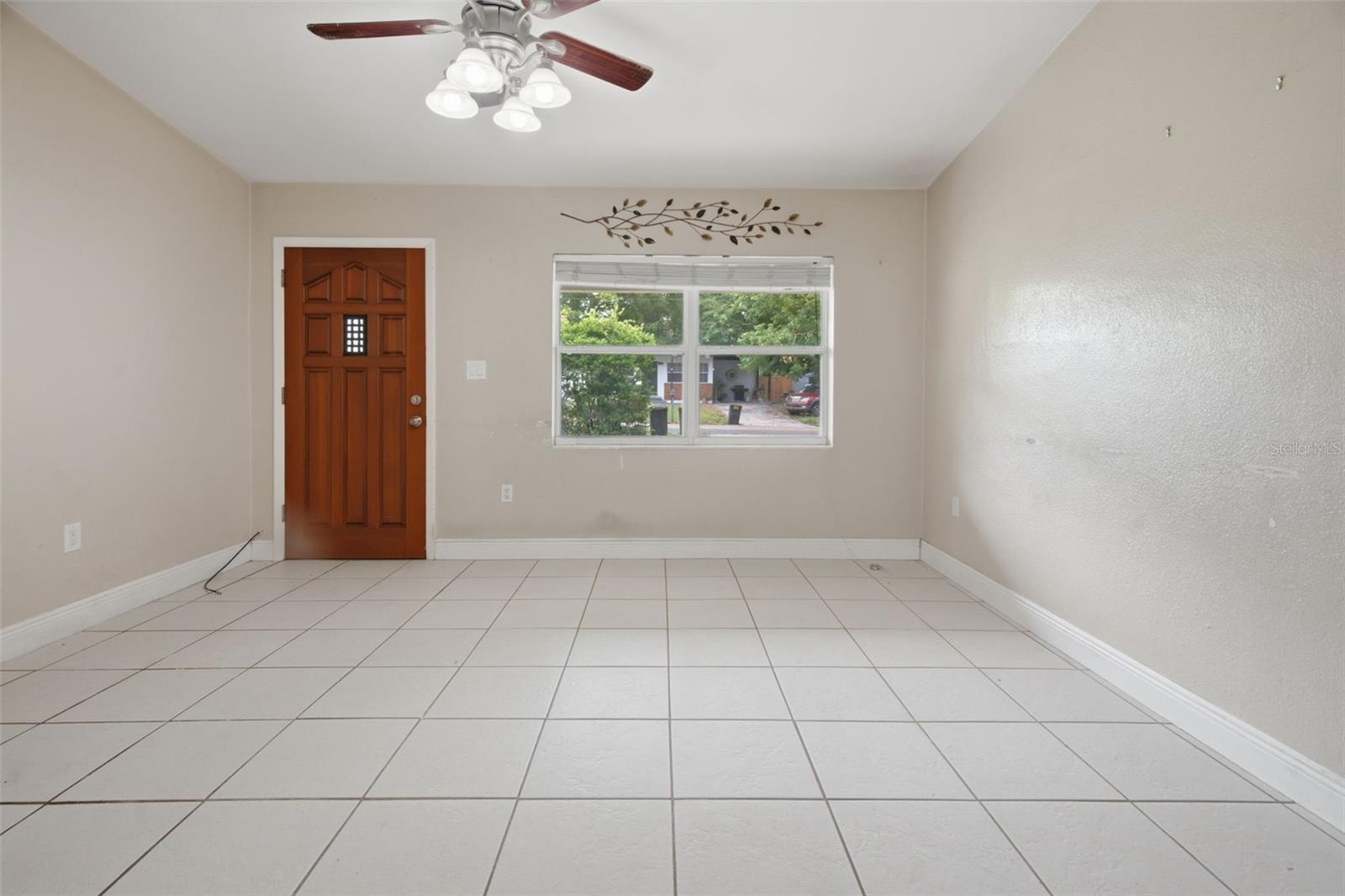 452 Oakhurst St Property Photo 18