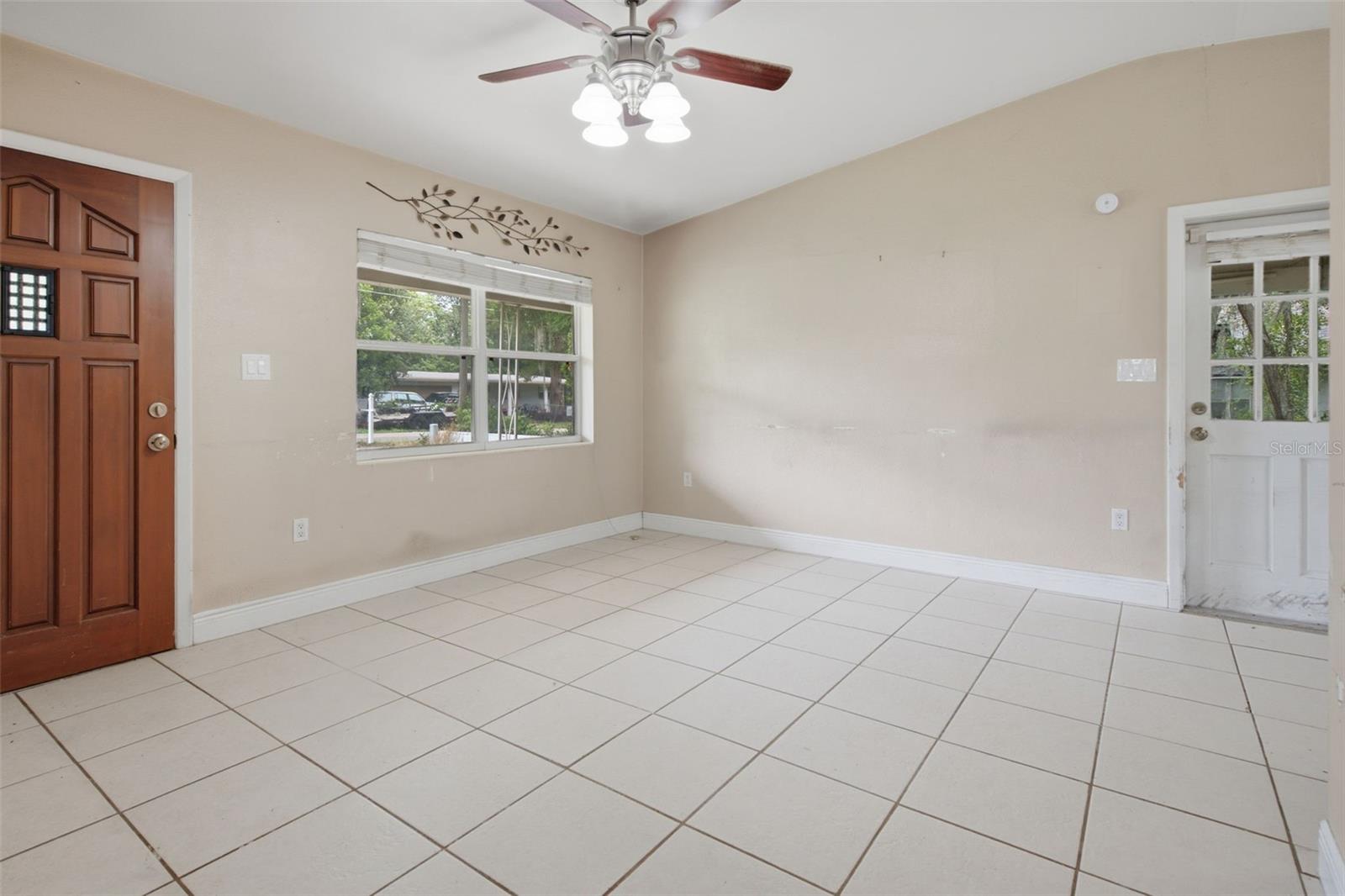 452 Oakhurst St Property Photo 19