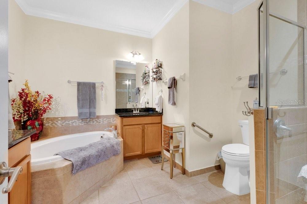 10722 Belfry Cir Property Photo 20