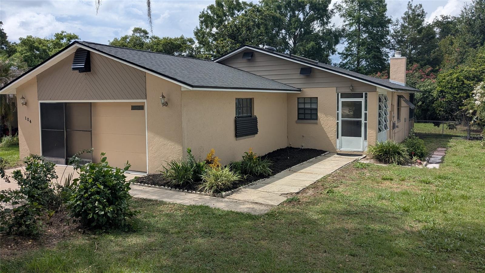 104 QUAIL RIDGE CT