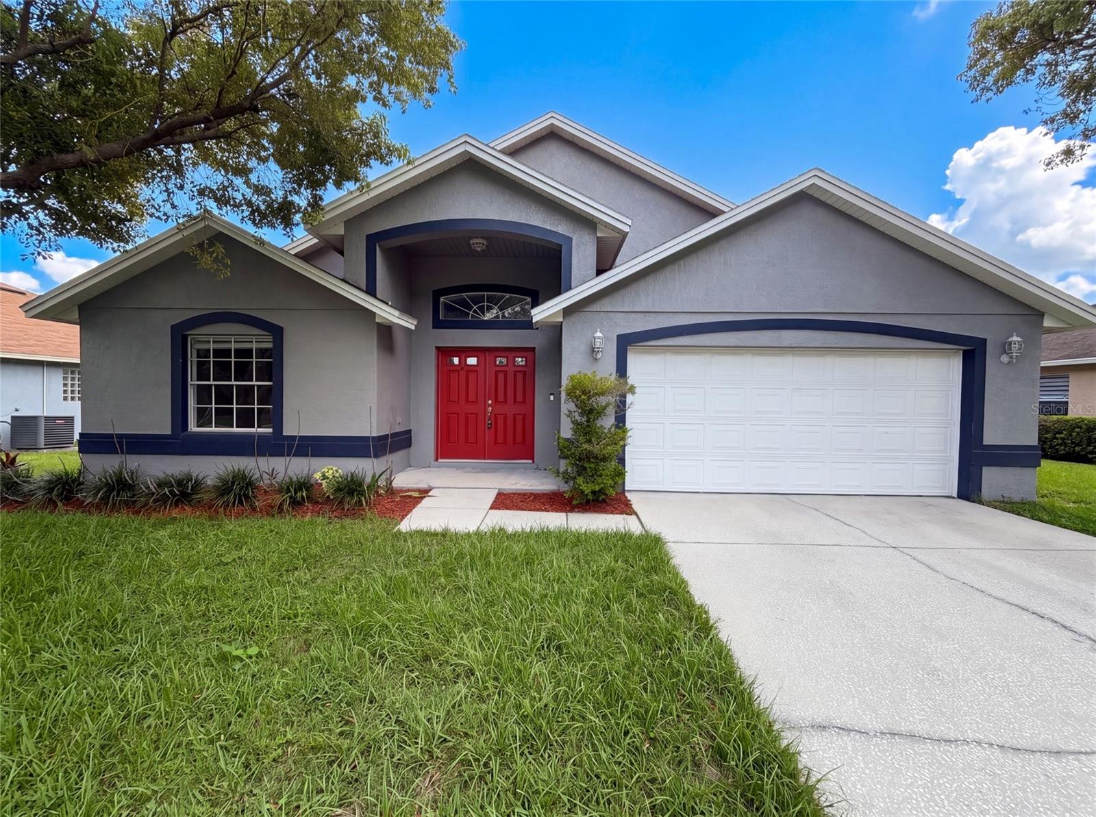 721 Sunburst Cove Ln Property Photo 1