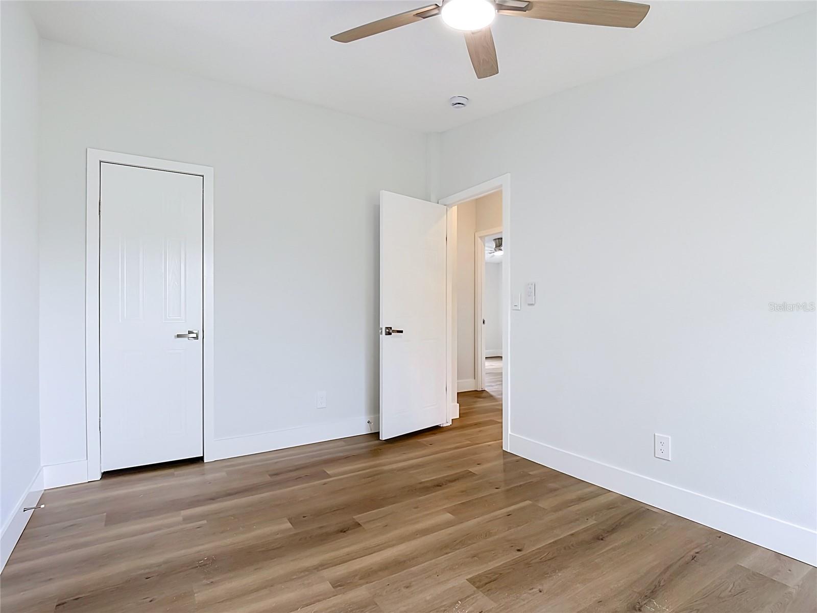 9200 Mercury Dr Property Photo 21