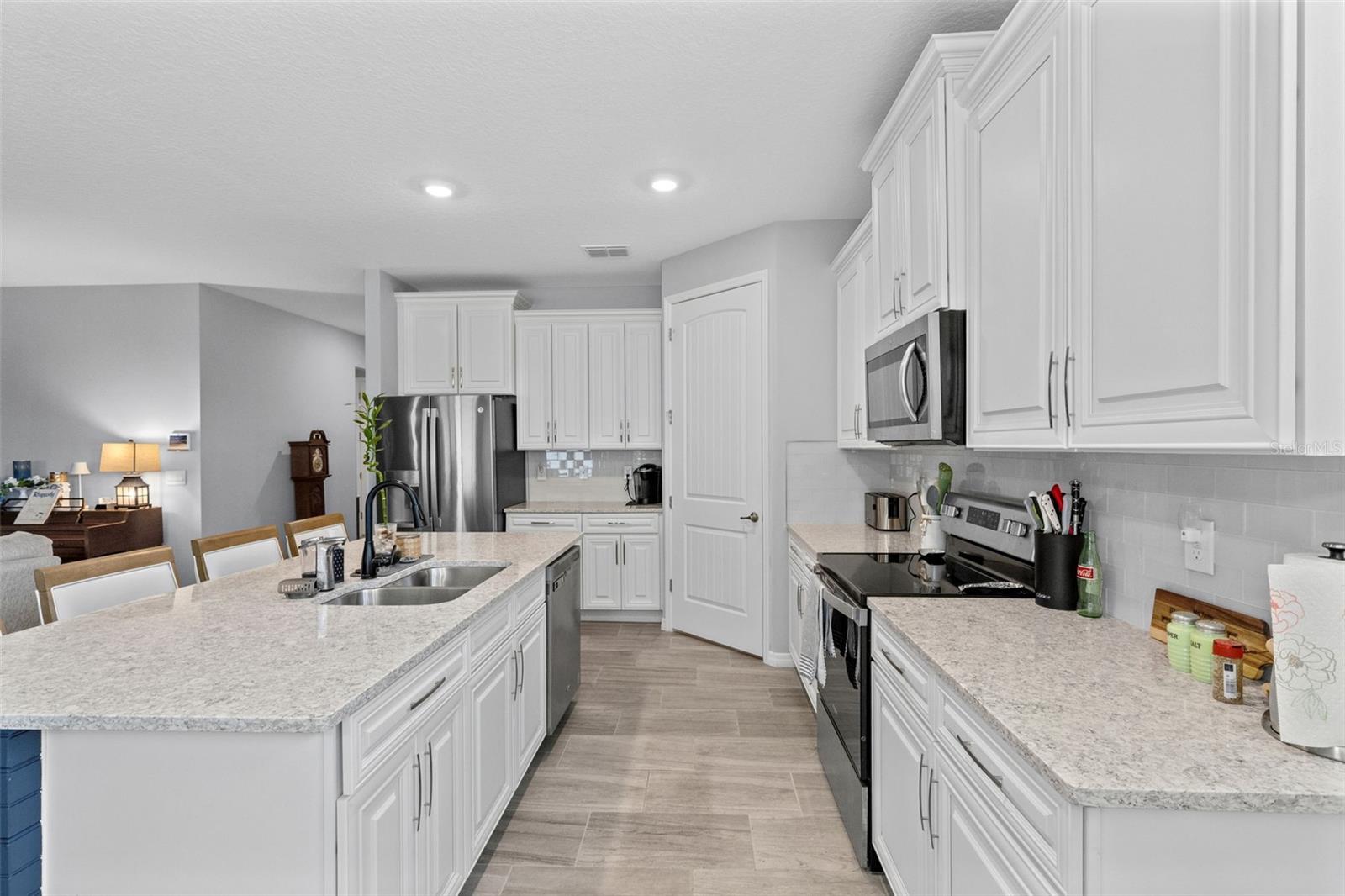 17782 Blazing Star Cir Property Photo 7