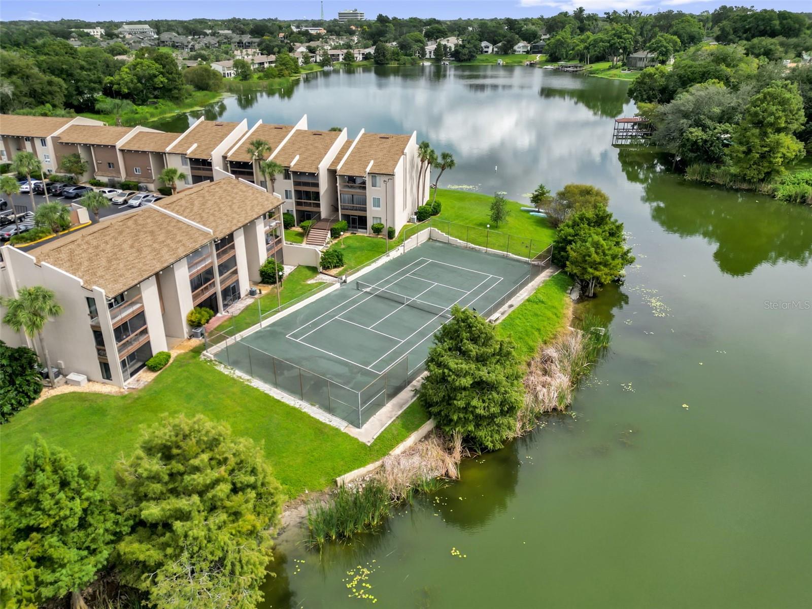 618 Orange Dr #207 Property Photo 14