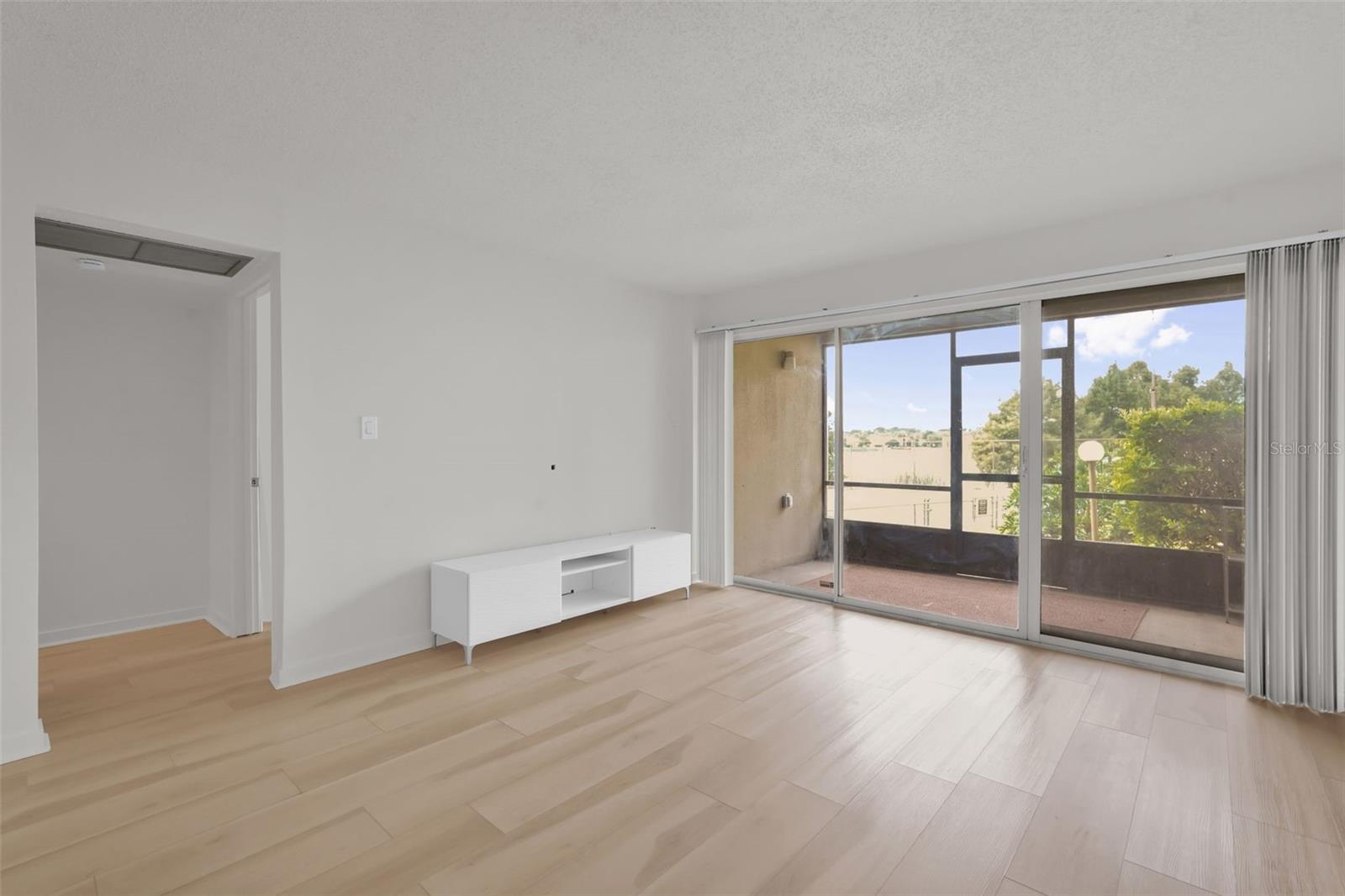 618 Orange Dr #207 Property Photo 15
