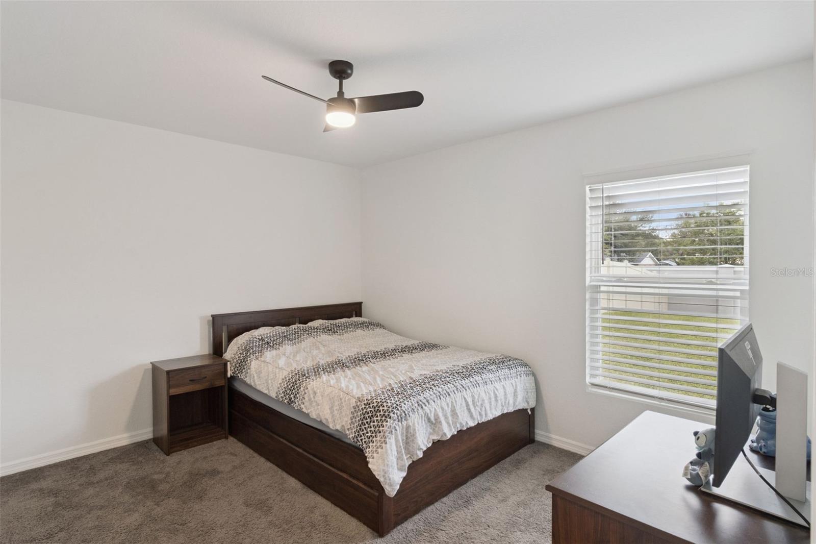 1041 Brooks Way Property Photo 25