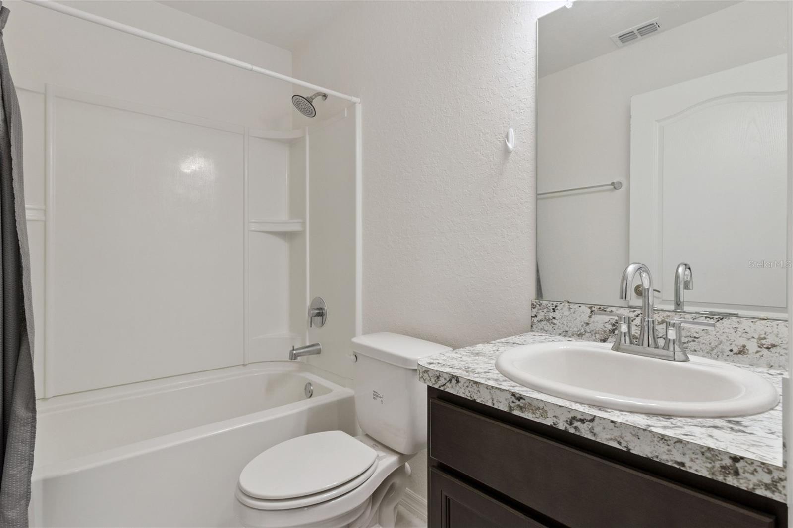 1041 Brooks Way Property Photo 29