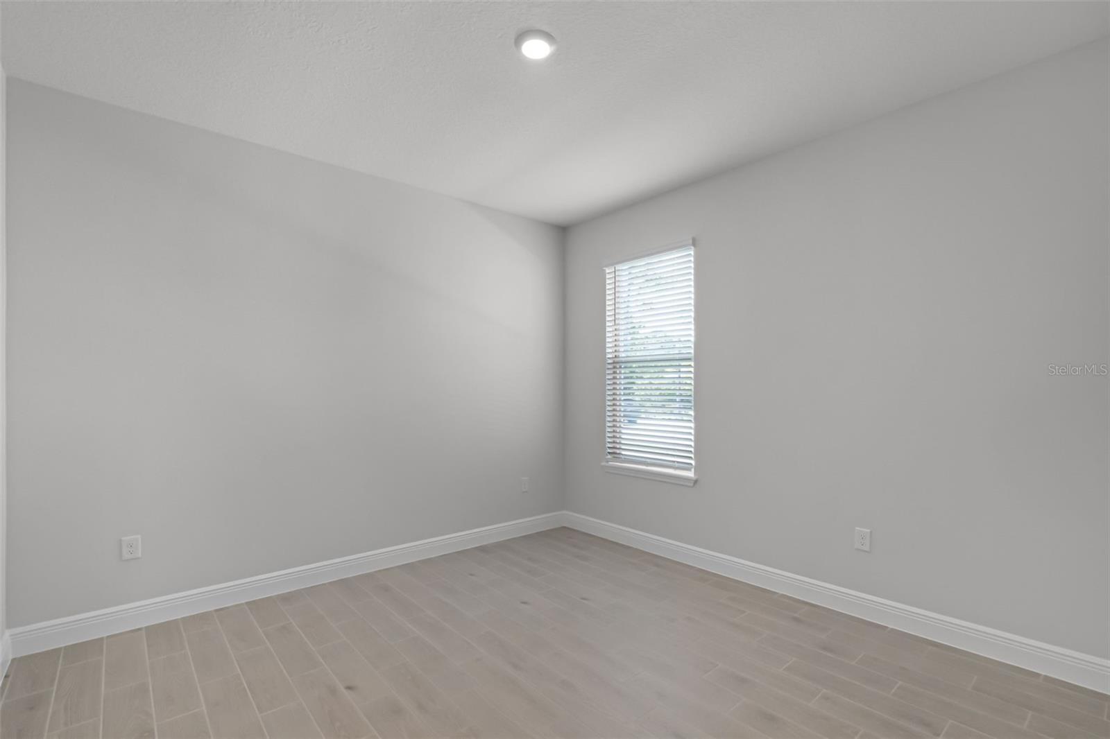 11923 Shine View Ln Property Photo 27