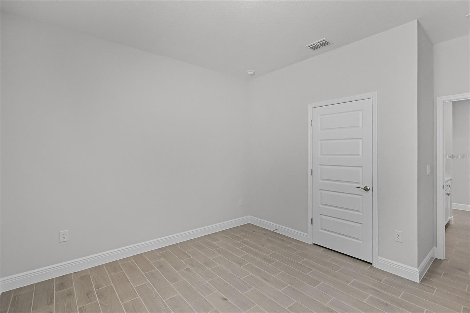 11923 Shine View Ln Property Photo 33